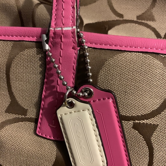 Pics - Picture 2 of 4